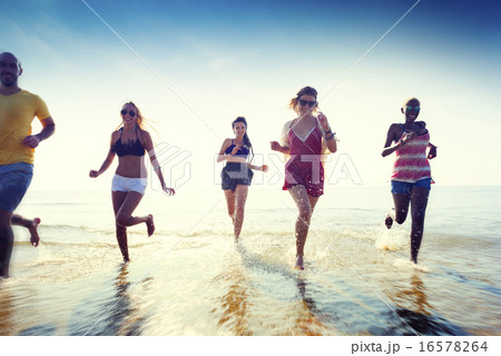 Friendship Freedom Beach Summer Holiday Concept 16578264