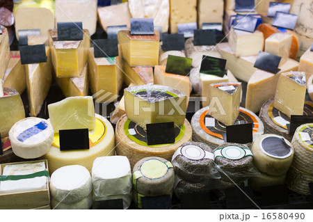 Assortment of appetizer European cheese 16580490