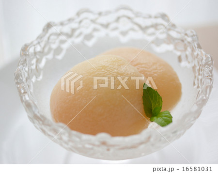 桃のコンポート 16581031