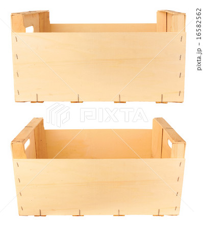 Wooden box 16582562