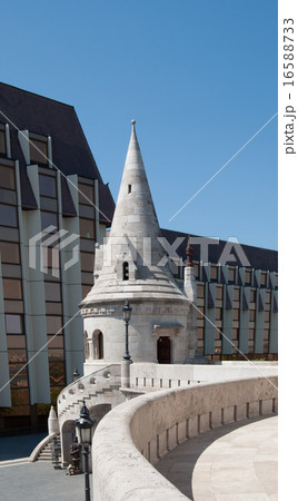 Fisherman's Bastion  16588733