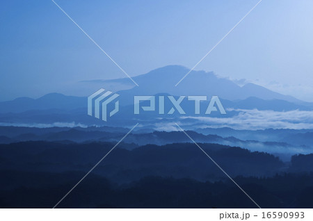 中国山地の雲海 中国山地の雲海 16590993