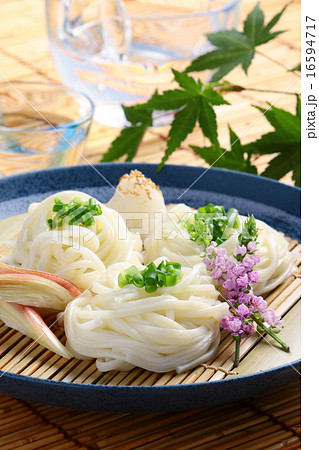 氷見うどん 氷見うどん 16594717