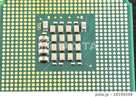 マイクロプロセッサー 16599398