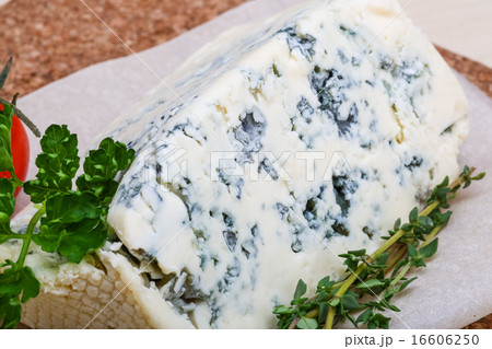 Blue cheese Blue cheese 16606250