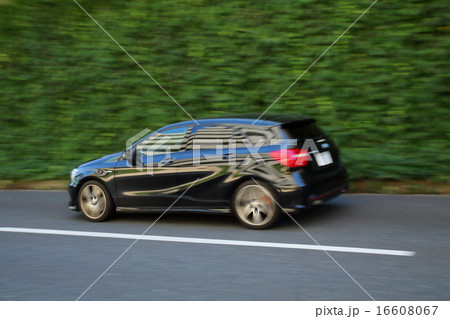 自動車・流し撮り 16608067