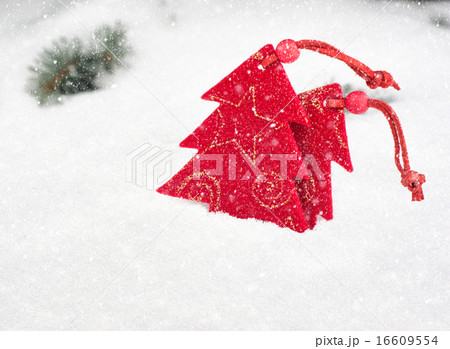 christmas tree toy in snowfall christmas tree toy in snowfall 16609554