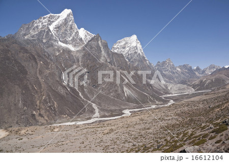Himalayan Scenery Himalayan Scenery 16612104