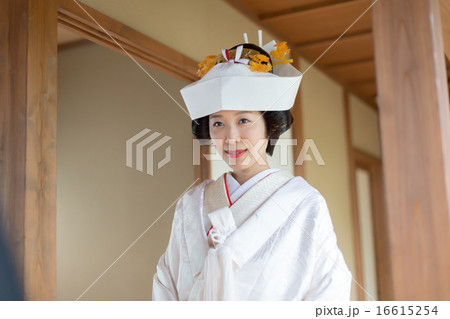 Bride's kimono by pure white dress Bride's kimono by pure white dress 16615254