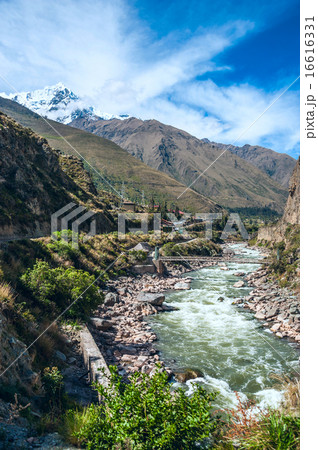 Urubamba Sacred Valley in Peruvian Andes 16616331