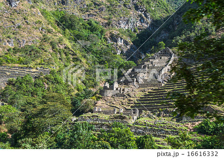 Inca Guardhouse on the road Cuzco Machu Picchu Inca Guardhouse on the road Cuzco Machu Picchu 16616332