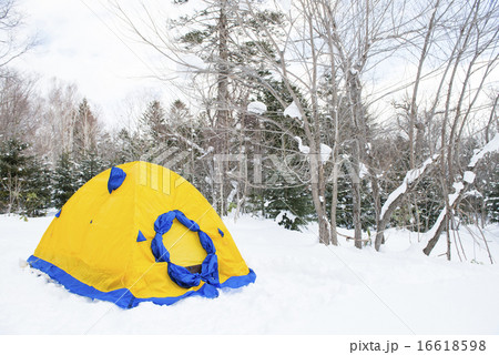 冬山の山岳テント 16618598