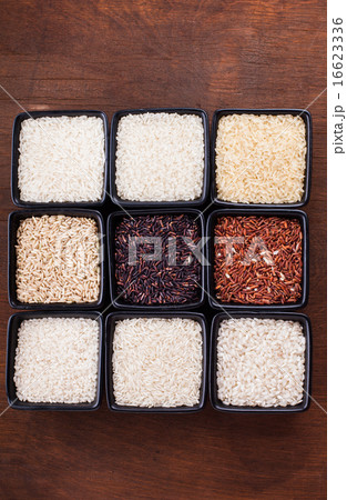 Various types of rice  16623336