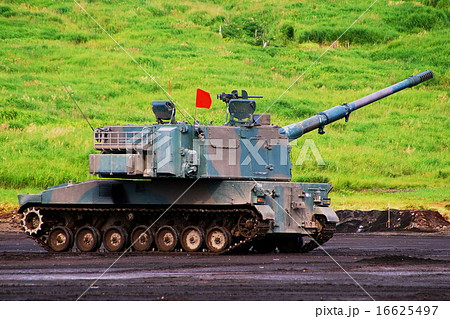 ロングノーズ　（ １５５mm 榴弾砲 自走砲 ）　2014年 富士総合火力演習 16625497