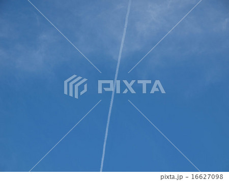 Blue sky 16627098