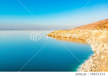 死海(ヨルダン、ロトの妻の柱より) 死海(ヨルダン、ロトの妻の柱より) 16631331