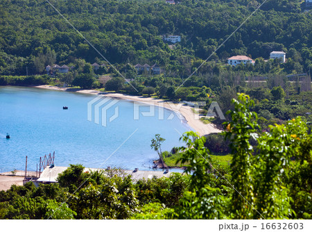 Jamaica. The sea in the sunny day Jamaica. The sea in the sunny day 16632603