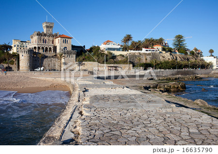 Resort Town of Estoril in Portugal. 16635790