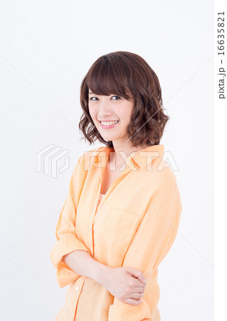 若い女性 16635821