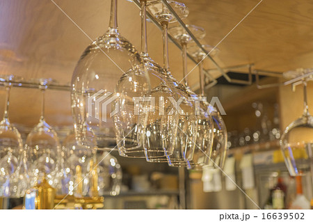 ワイングラス 16639502