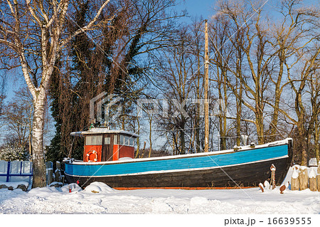 Fishing boat in Zingst Fishing boat in Zingst 16639555