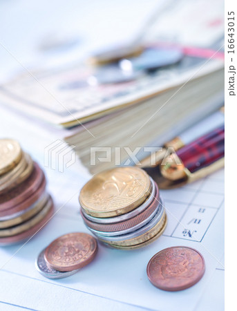 money money 16643015
