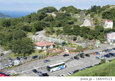 大室山から伊豆シャボテン公園を望む 16644513