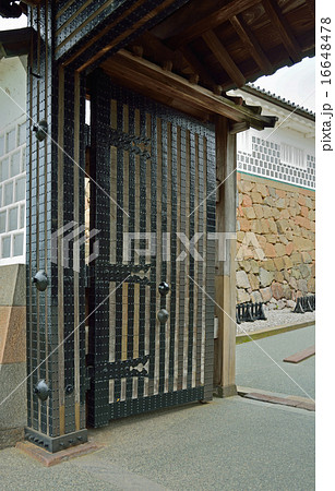 金沢散歩：石川門　金沢城公園 16648478