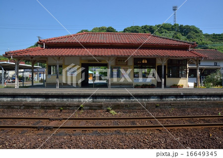 九州のローカル線　三角線　網田駅 16649345