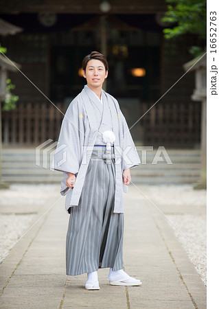 Bride's kimono by "Wasou" Bride's kimono by "Wasou" 16652763