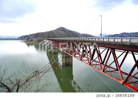 釜房湖と釜房大橋 16656189
