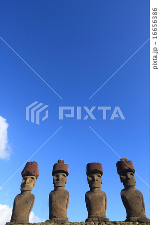イースター棟のモアイ達 イースター棟のモアイ達 16656386