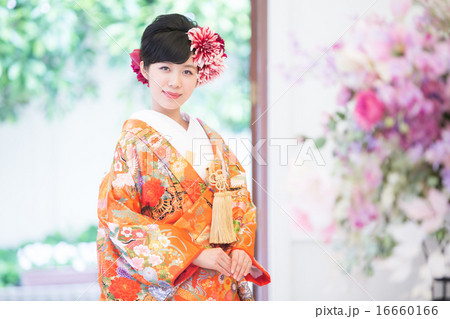 Bride's kimono by "Wasou" Bride's kimono by "Wasou" 16660166