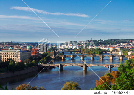 Bridges of Prague over VLtava river Bridges of Prague over VLtava river 16668342