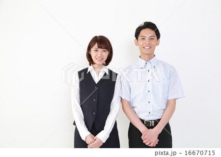 20代男女の会社員 16670715