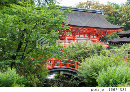 下鴨神社　輪橋と楼門 16674381