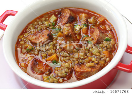 レンズ豆の煮込み 16675768