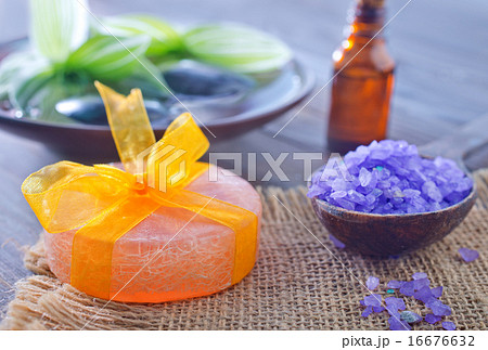 sea salt 16676632