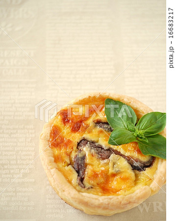 アンチョビのキッシュ (上スペース) アンチョビのキッシュ (上スペース) 16683217