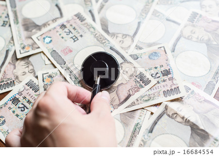 聴診器と一万円札 聴診器と一万円札 16684554
