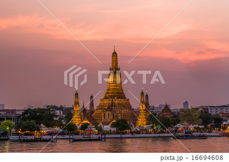 War Arun Bangkok at the Chao Praya river War Arun Bangkok at the Chao Praya river 16694608