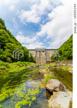 湯原ダムの景色 16695264