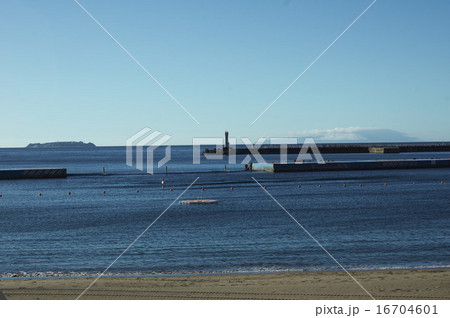 灯台のある風景 16704601