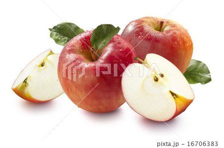 Red wet honey crunch apples isolated horizontal Red wet honey crunch apples isolated horizontal 16706383