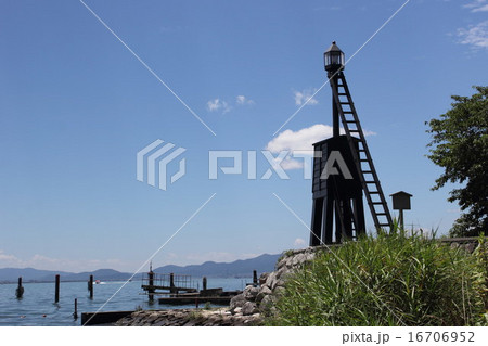 出島灯台 滋賀県唯一の灯台（滋賀県 大津市 今堅田 琵琶湖） 16706952