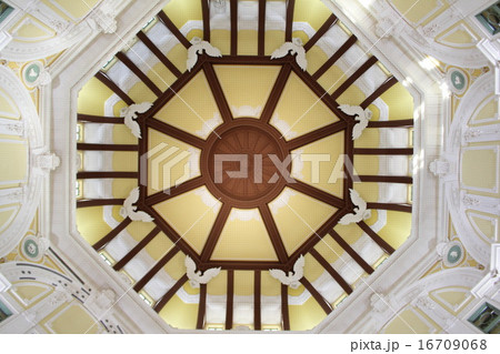 東京駅のドーム 16709068