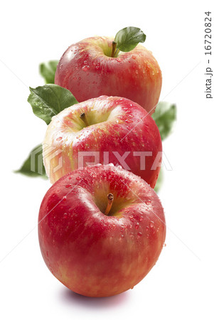 Red honey crunch apples vertical isolated on white 16720824