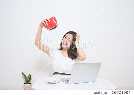 副業　女性 16721004