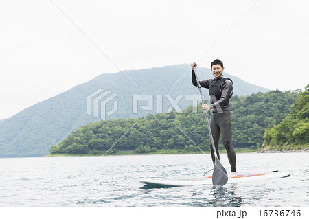 アウトドアファミリー 16736746