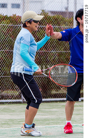 テニス 16737719